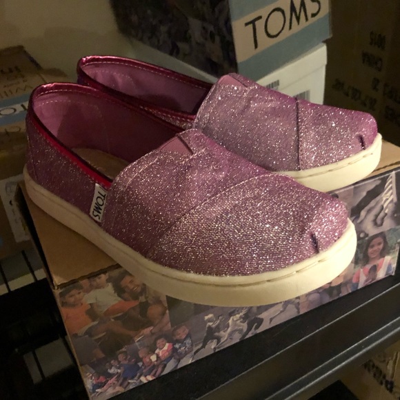 Toms girls